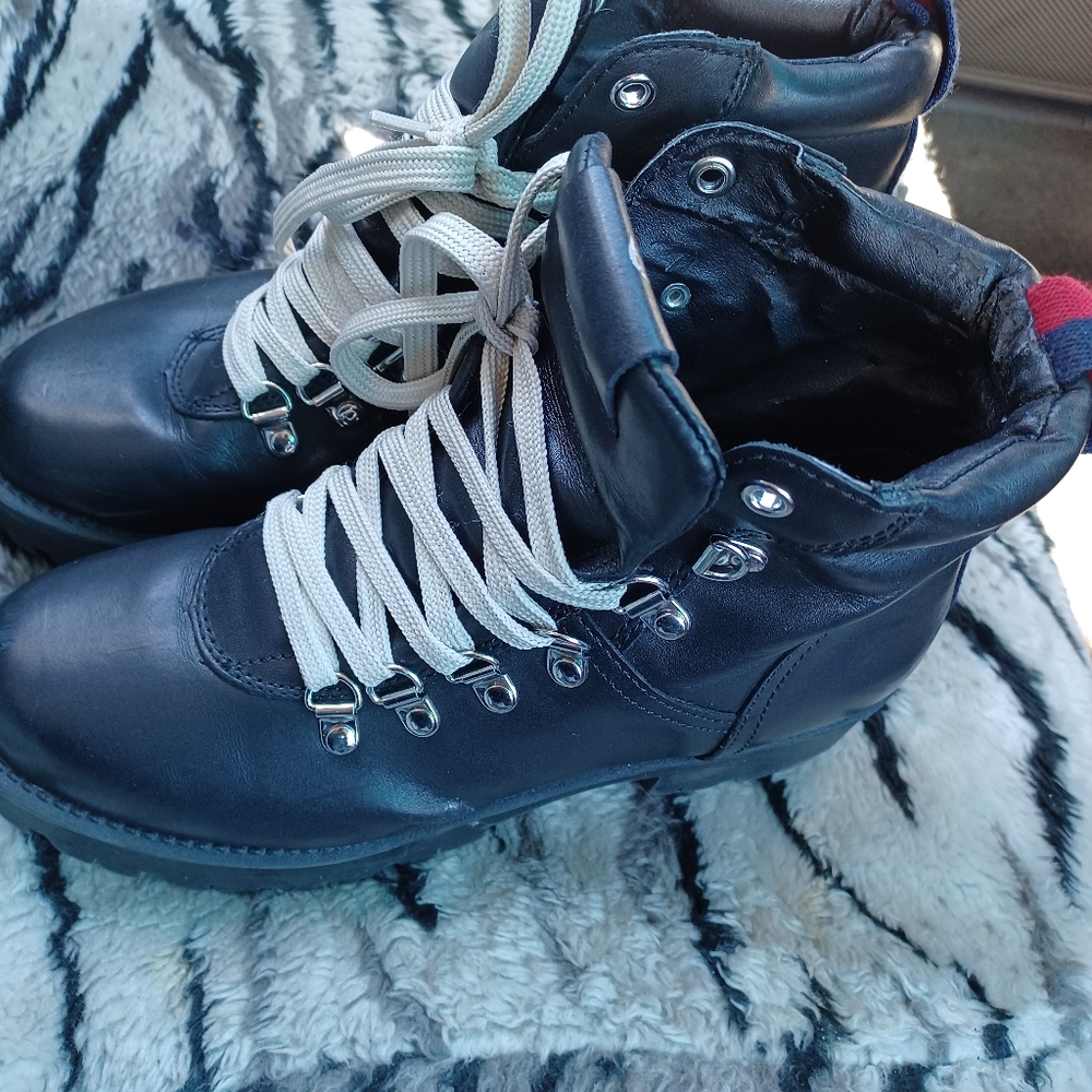 STEVE MADDEN WOMEN LEATHER ANKLE BOOTS